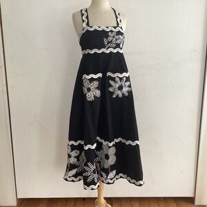 Upcycle Annie upcycled black/white appliquéd flowers/adjustable straps dress M/L